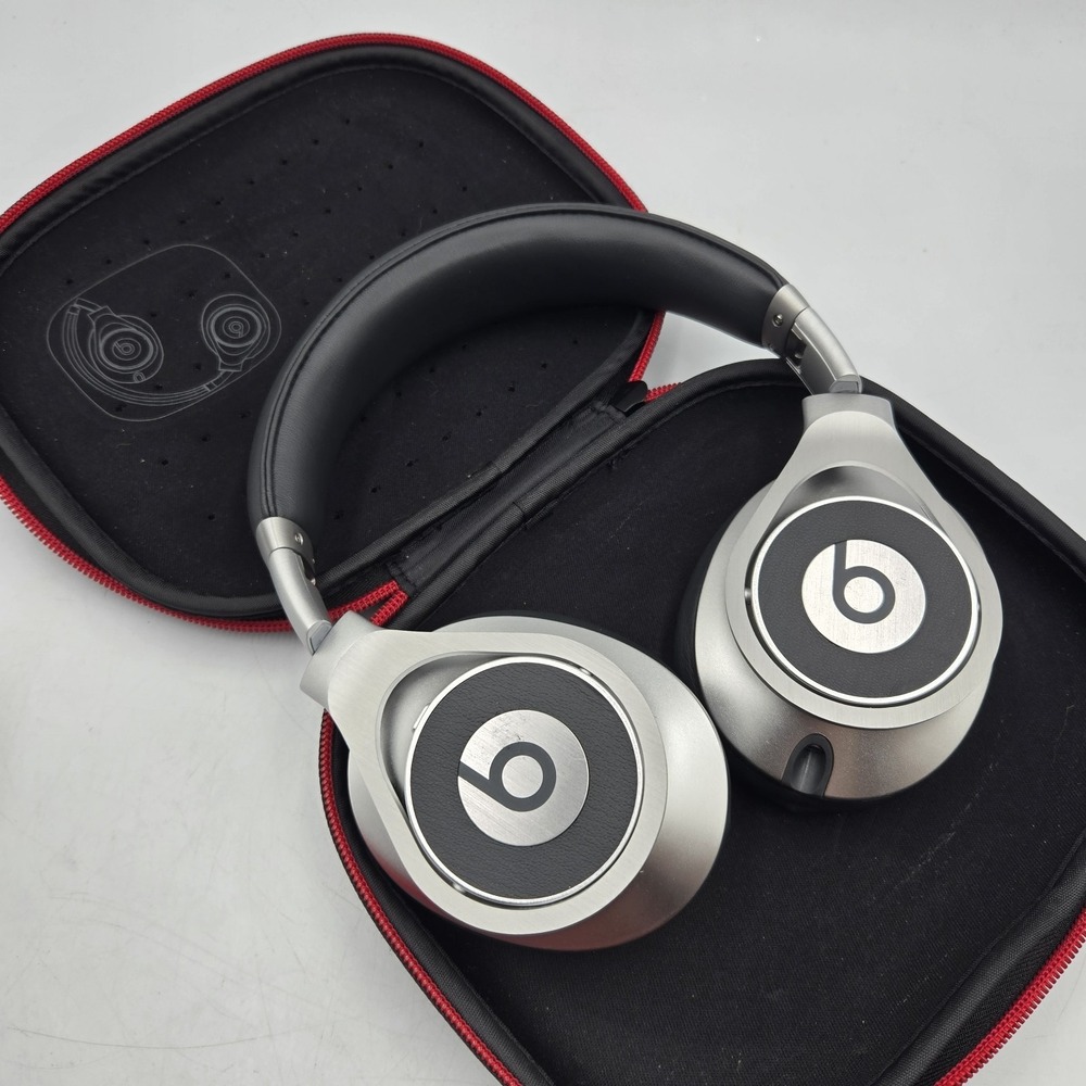 Beats By Dr. Dre Executive Wired Over Ear Headphones With Original Case Silver